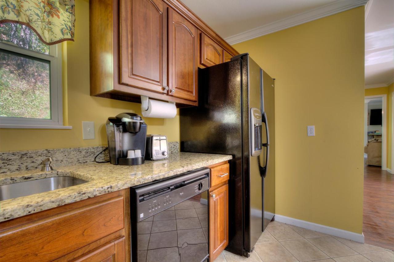 5Bedrooms*4King Beds*Outstanding Location*Hottub* Sevierville Kültér fotó