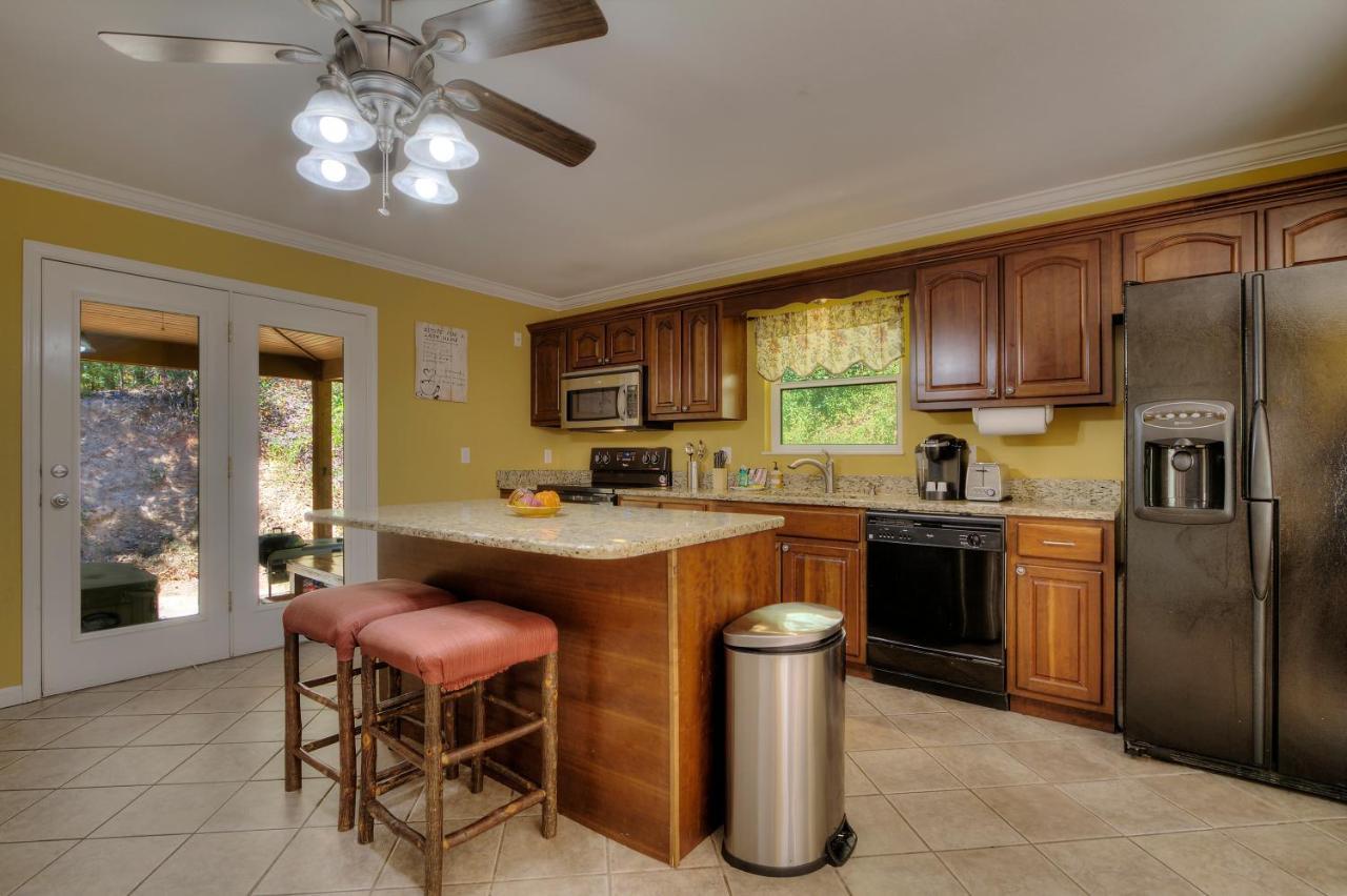 5Bedrooms*4King Beds*Outstanding Location*Hottub* Sevierville Kültér fotó