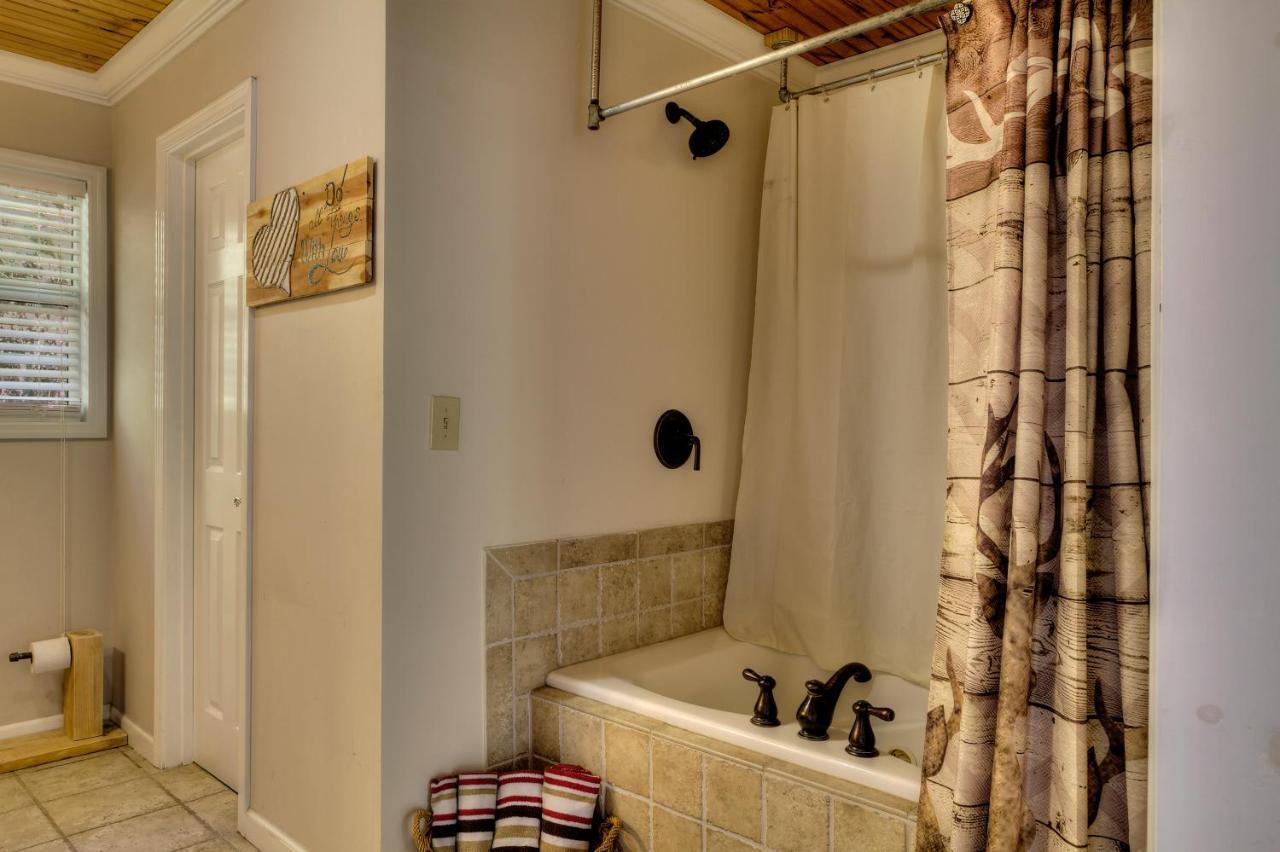 5Bedrooms*4King Beds*Outstanding Location*Hottub* Sevierville Kültér fotó